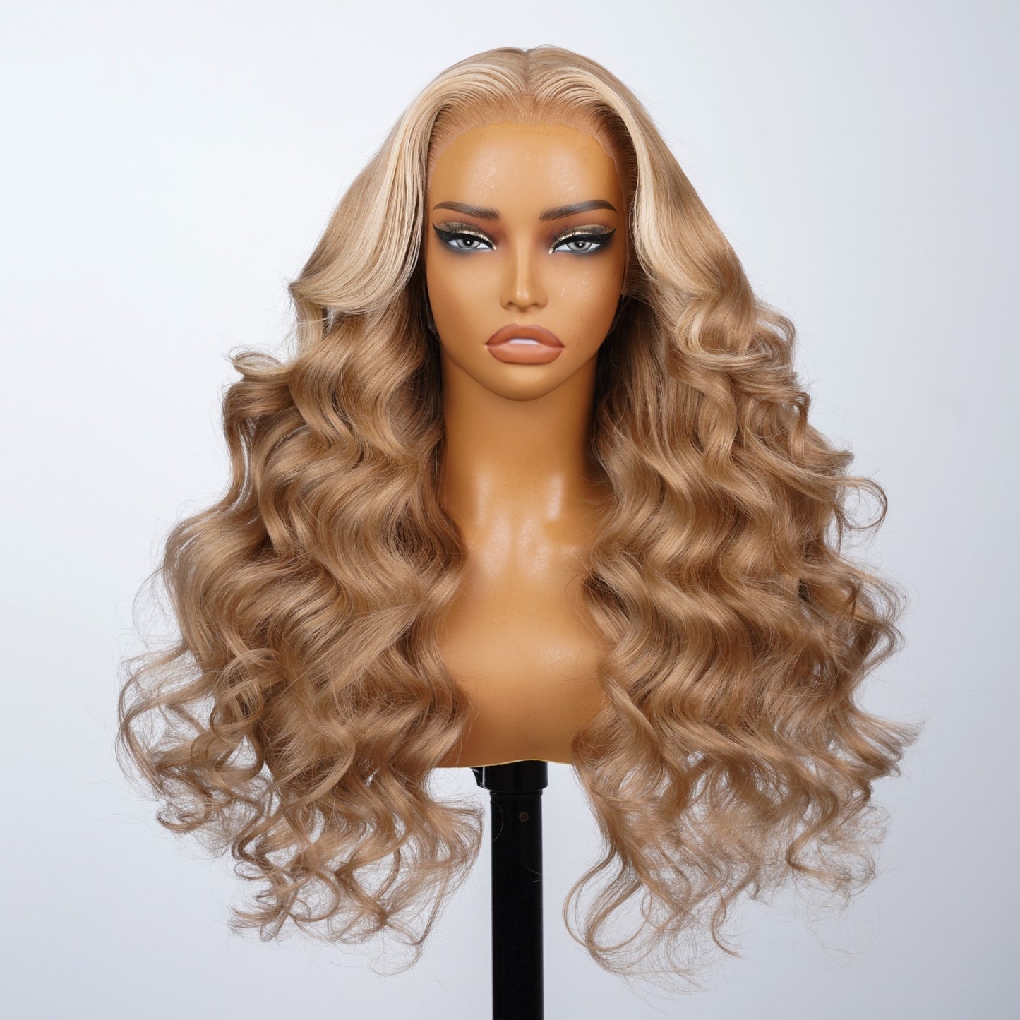 Milktea blonde 26”