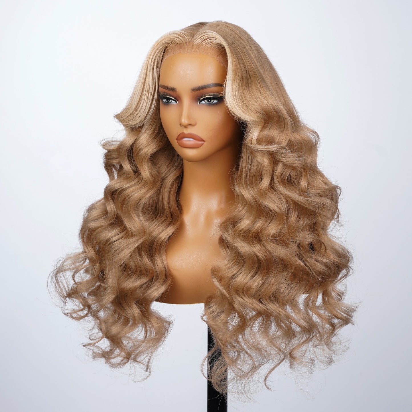 Milktea blonde 26”